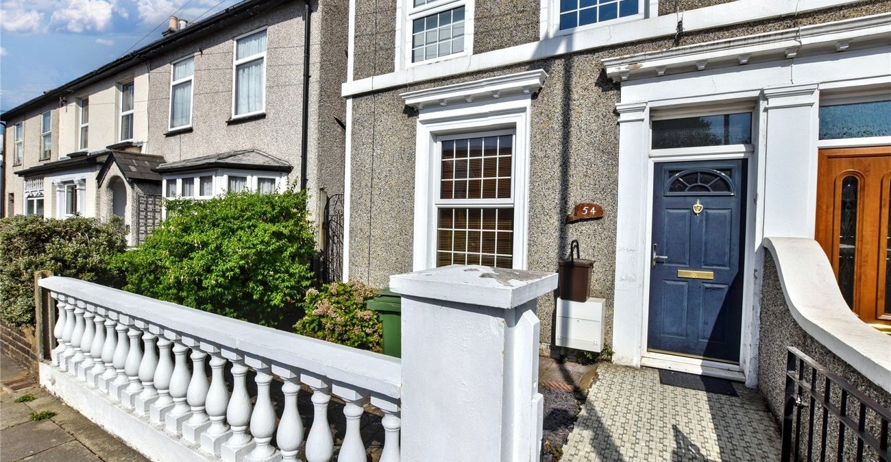 2 bedroom house for sale in Bexleyheath | Robinson Jackson