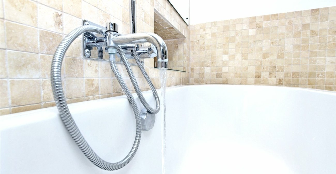 2 bedroom house for sale in Bexleyheath | Robinson Jackson