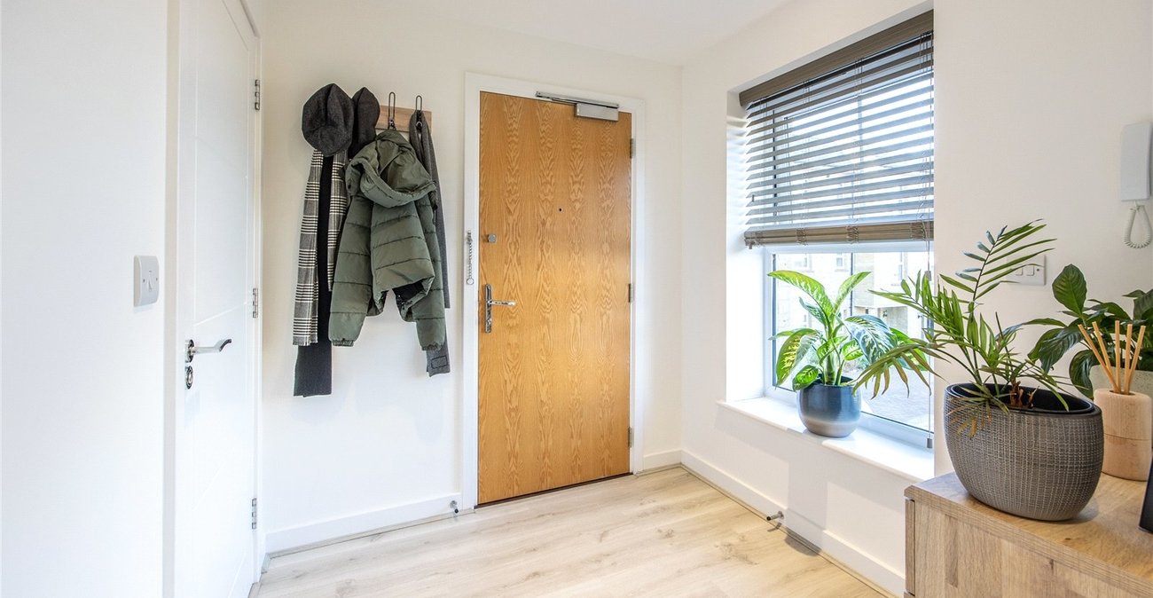2 bedroom property for sale in Allington | Robinson Michael & Jackson