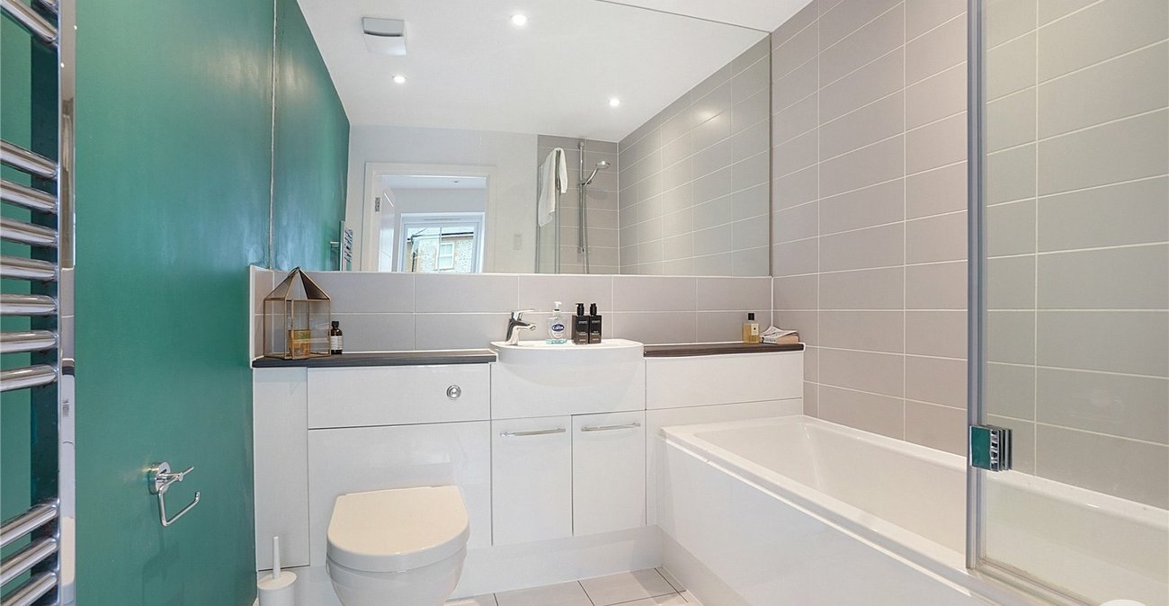 2 bedroom property for sale in Allington | Robinson Michael & Jackson