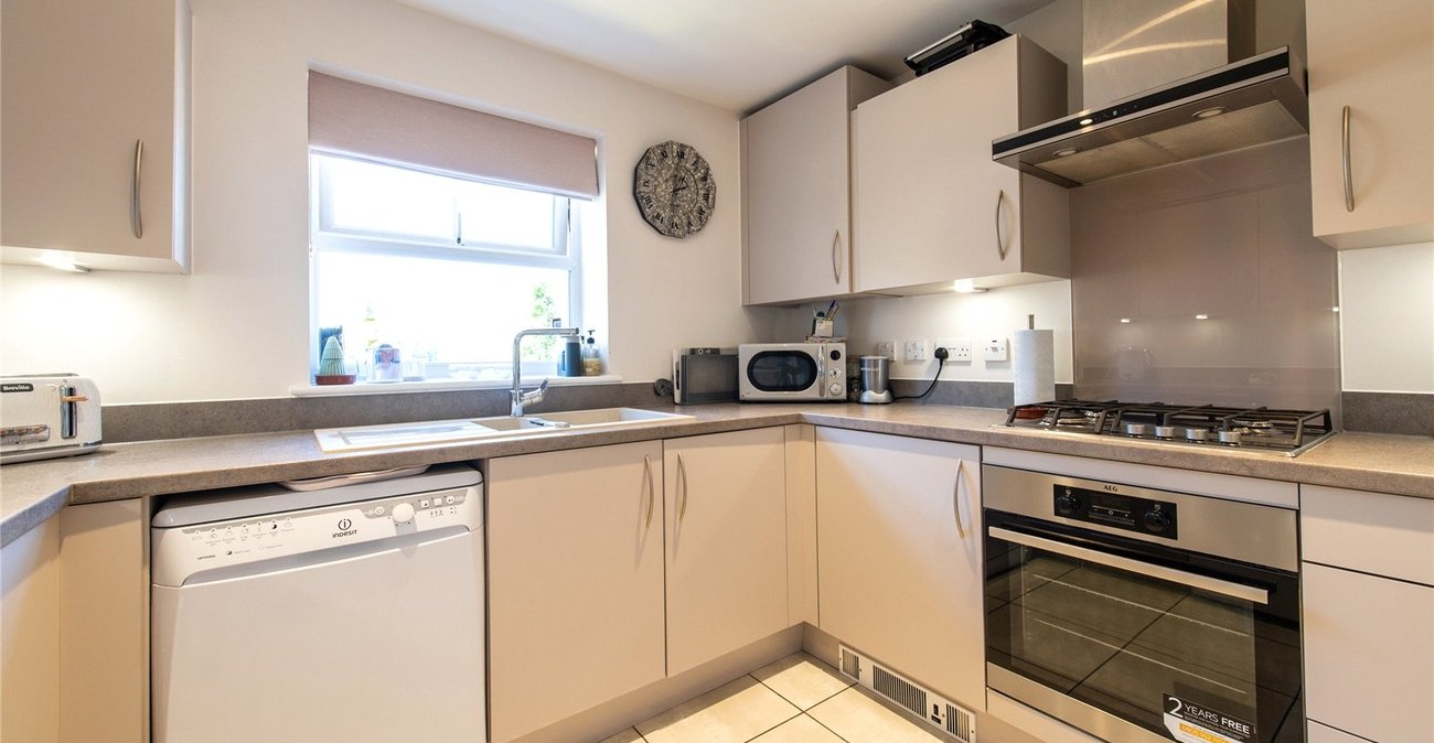 2 bedroom property for sale in Allington | Robinson Michael & Jackson