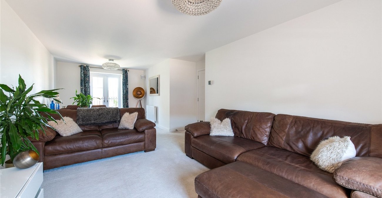 2 bedroom property for sale in Allington | Robinson Michael & Jackson