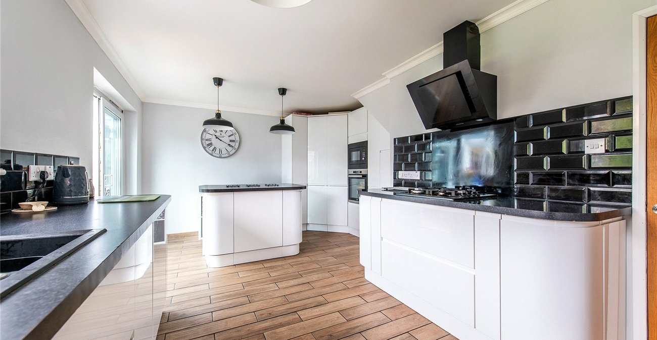 4 bedroom house for sale in Cuxton | Robinson Michael & Jackson