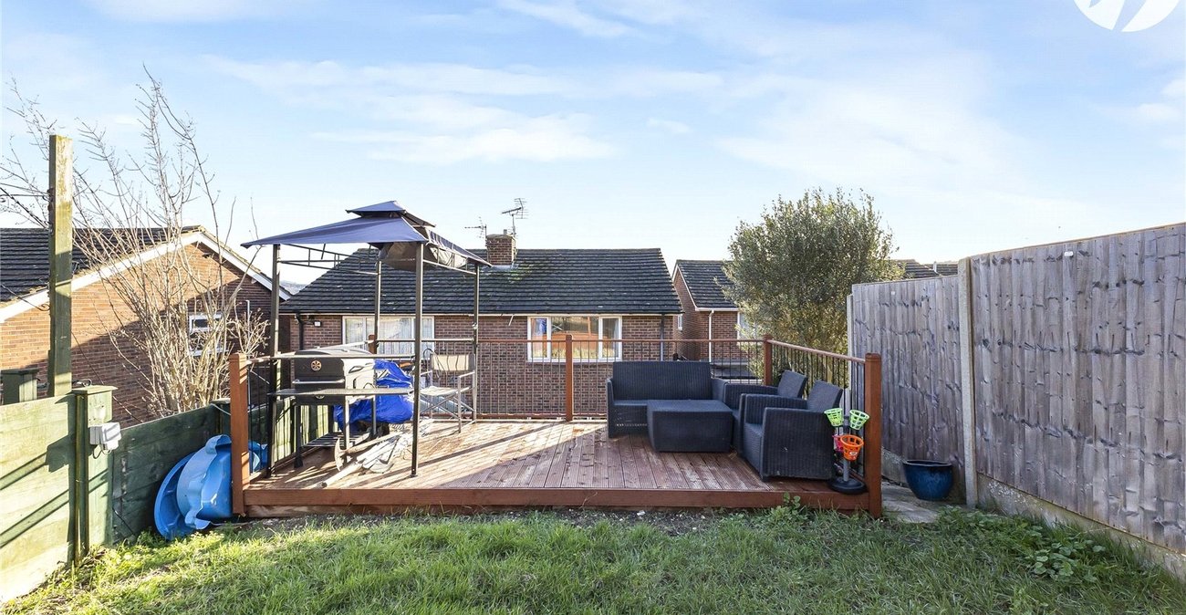 3 bedroom house for sale in Cuxton | Robinson Michael & Jackson