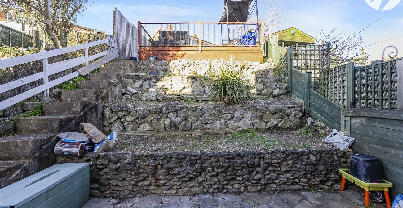 3 bedroom house for sale in Cuxton | Robinson Michael & Jackson