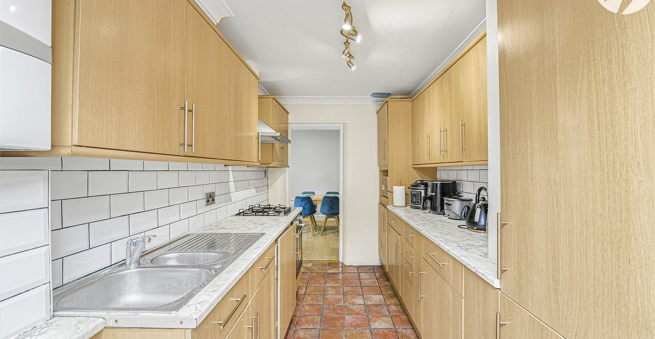 2 bedroom house for sale in Greenhithe | Robinson Jackson