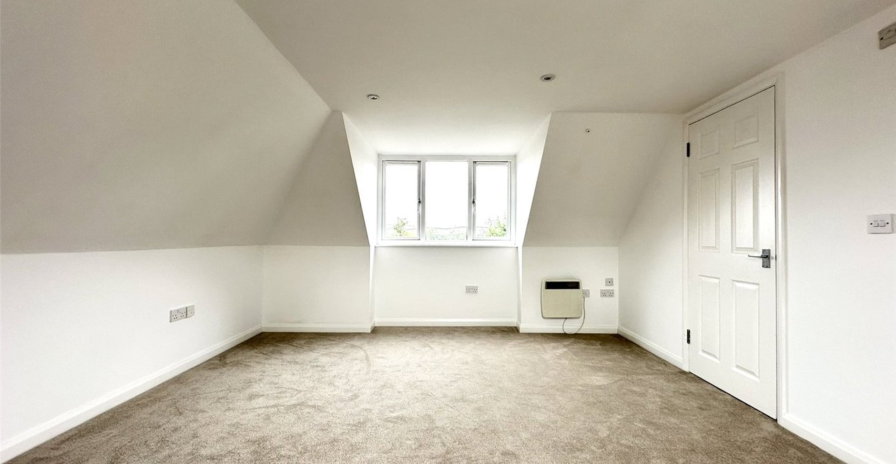 1 bedroom property for sale in Greenhithe | Robinson Jackson