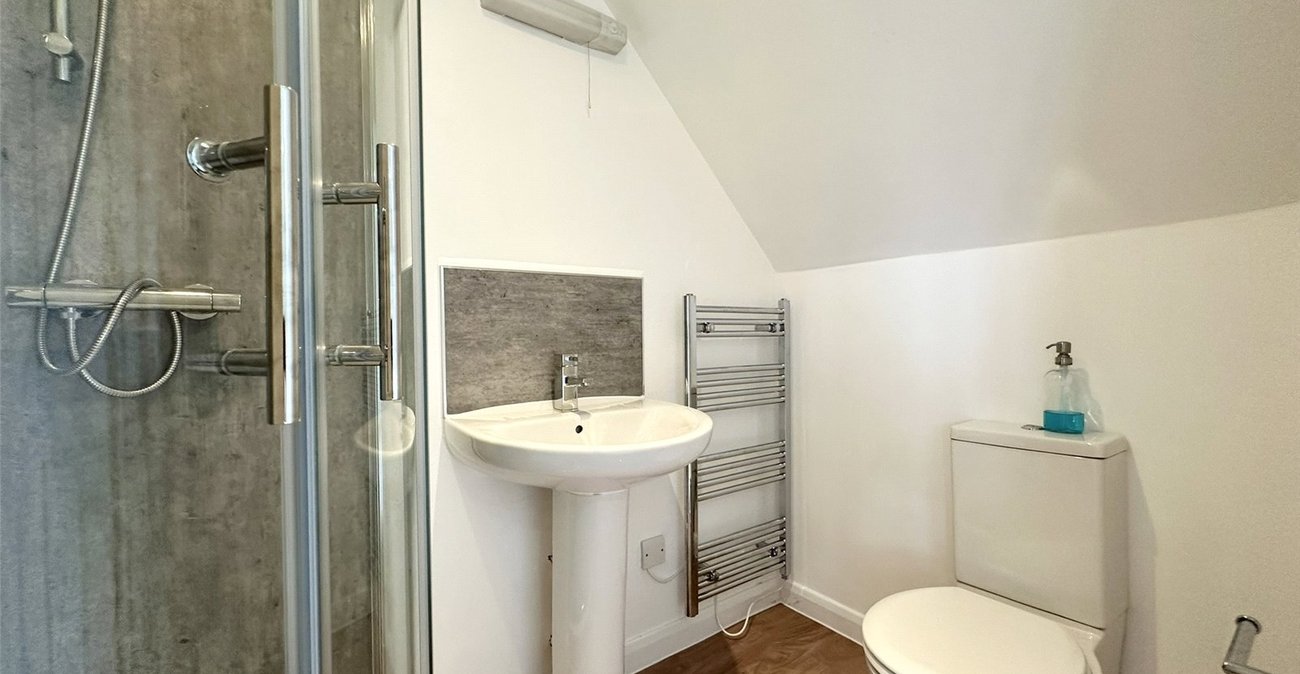 1 bedroom property for sale in Greenhithe | Robinson Jackson