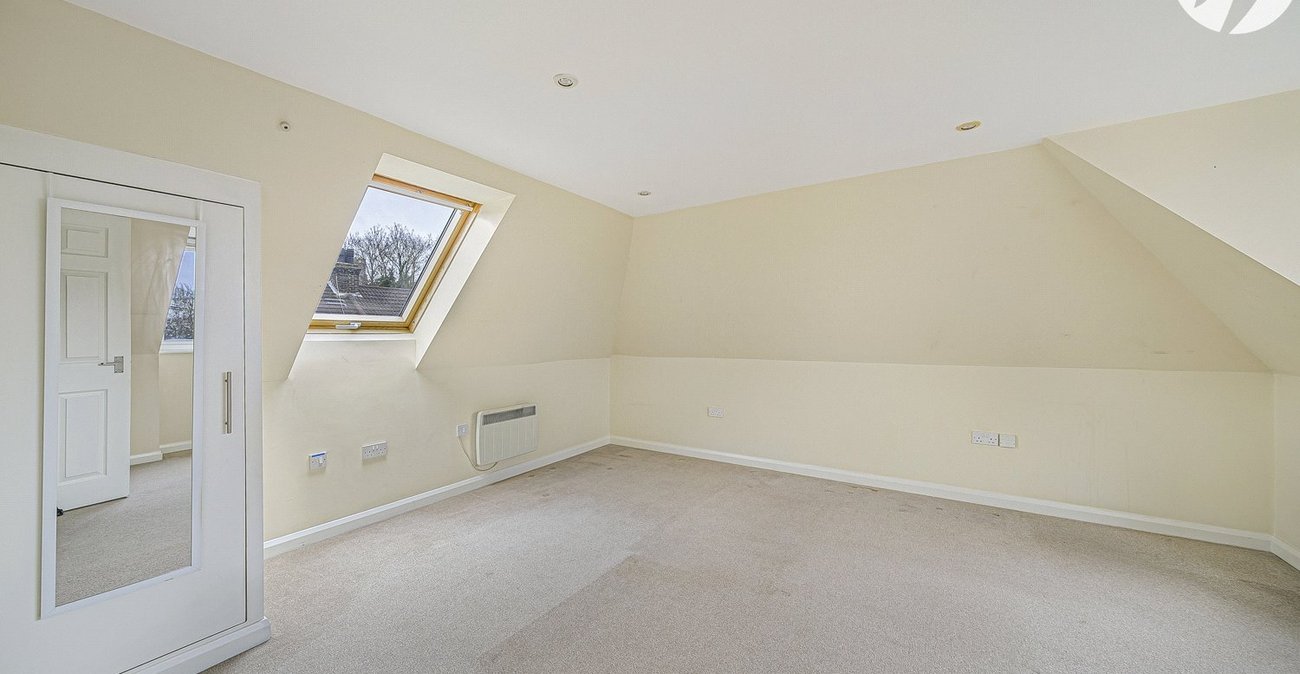 1 bedroom property for sale in Greenhithe | Robinson Jackson