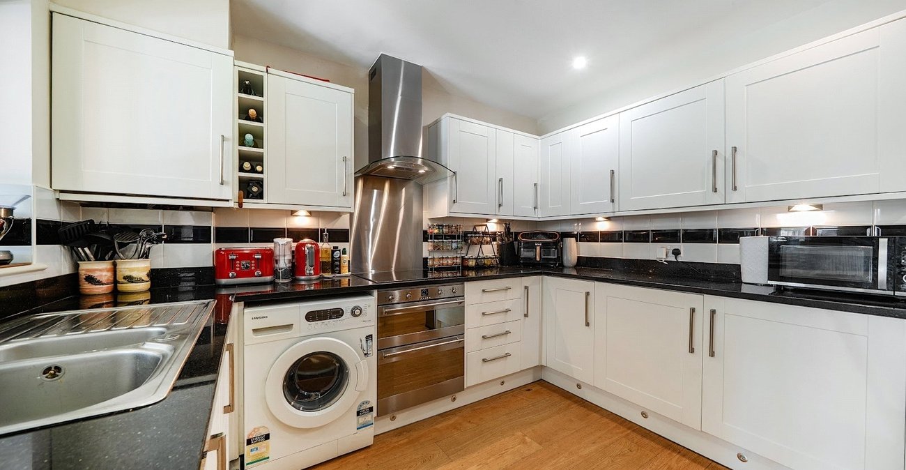 3 bedroom house for sale in Greenhithe | Robinson Jackson