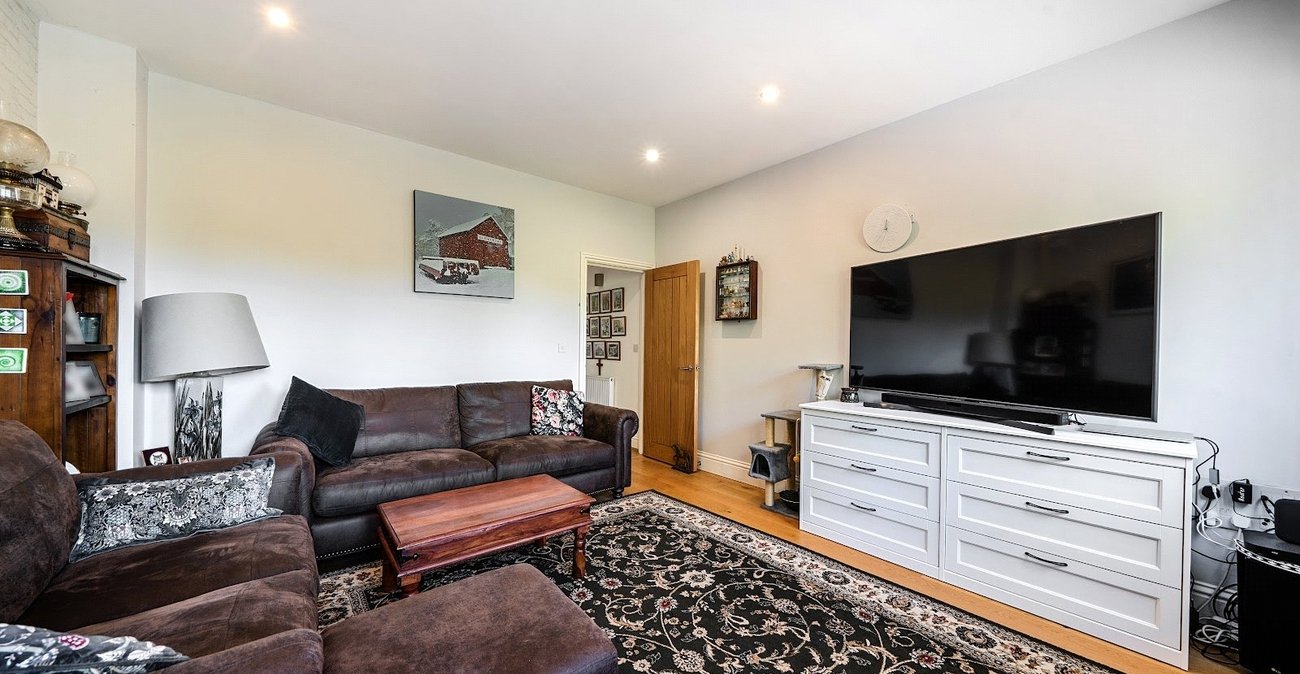 3 bedroom house for sale in Greenhithe | Robinson Jackson