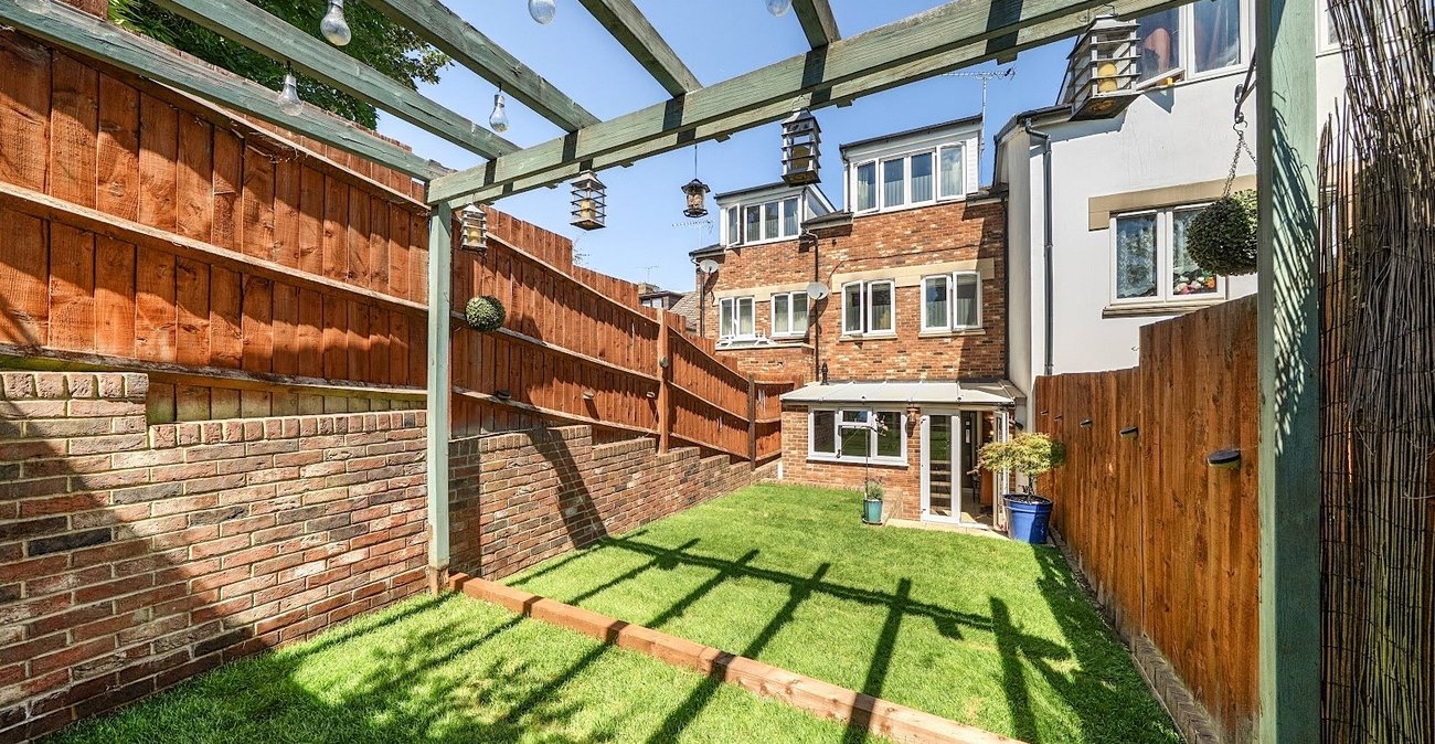 3 bedroom house for sale in Greenhithe | Robinson Jackson