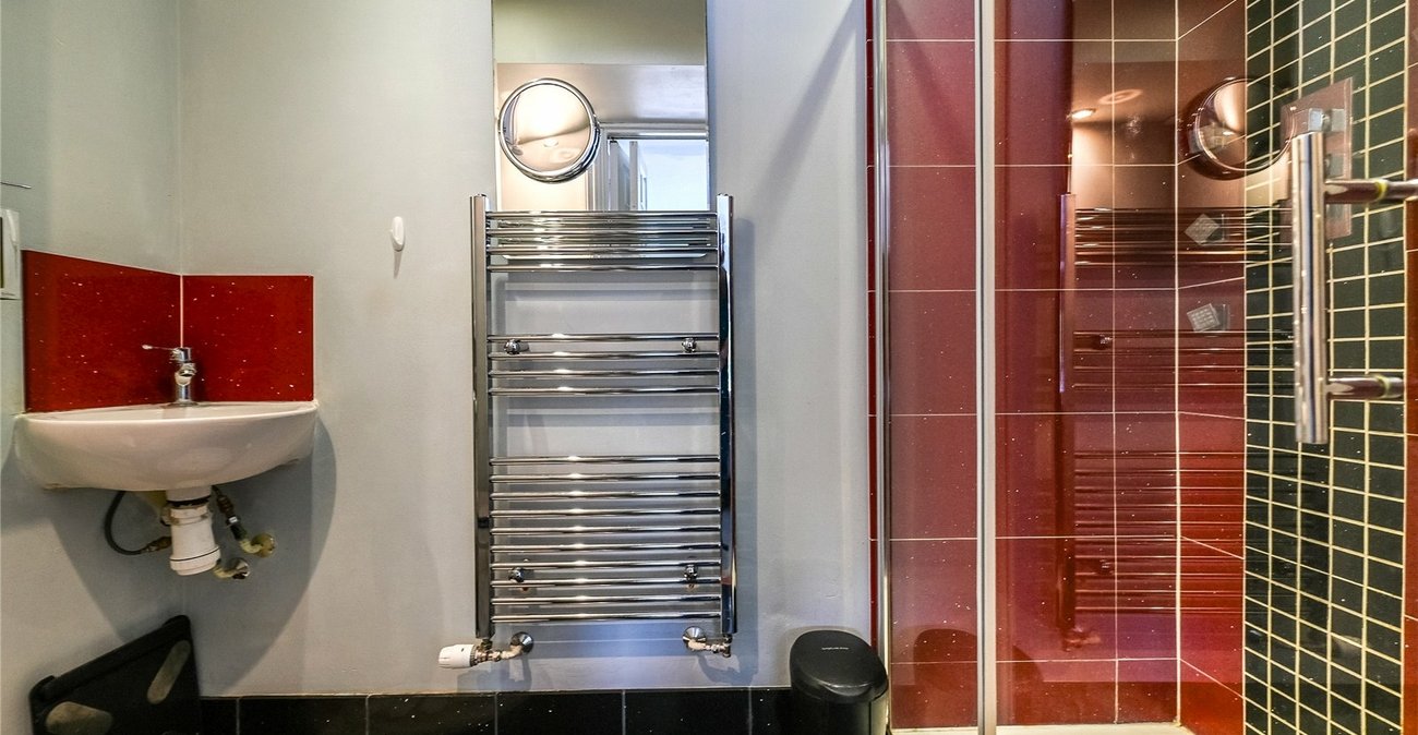 4 bedroom house for sale in Kingswood | Robinson Michael & Jackson