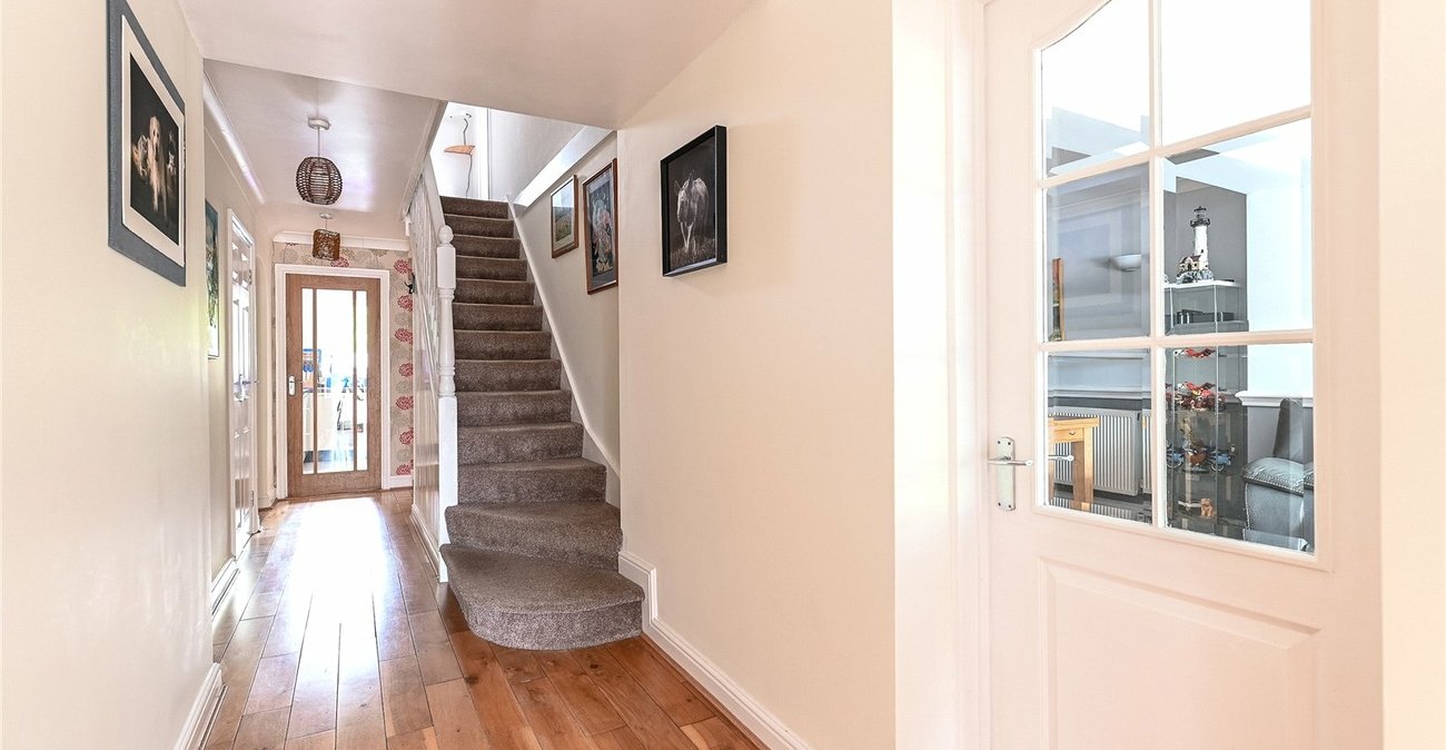 4 bedroom house for sale in Kingswood | Robinson Michael & Jackson