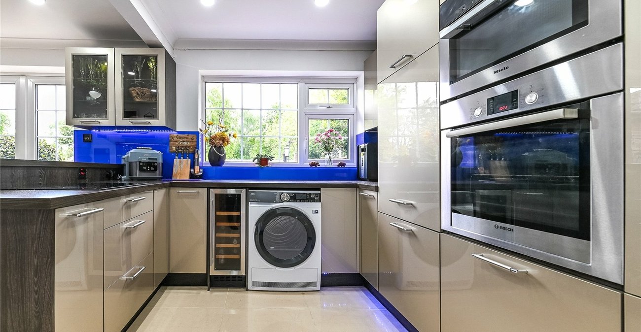 4 bedroom house for sale in Kingswood | Robinson Michael & Jackson