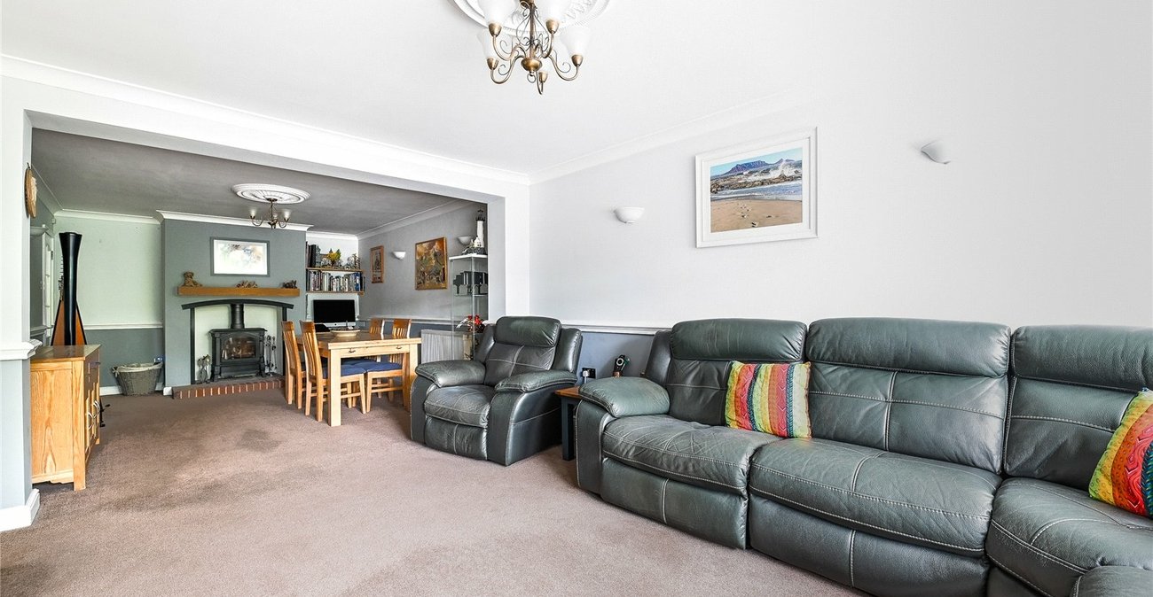 4 bedroom house for sale in Kingswood | Robinson Michael & Jackson