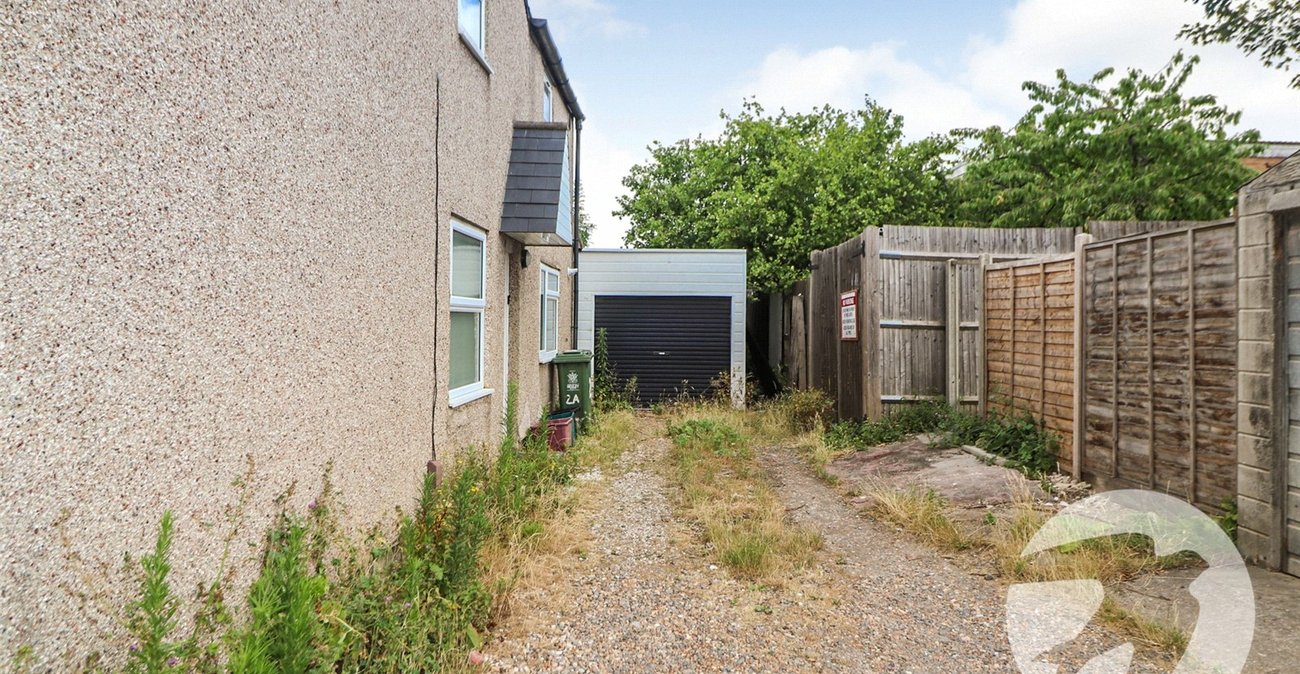 2 bedroom property for sale in Northumberland Heath | Robinson Jackson