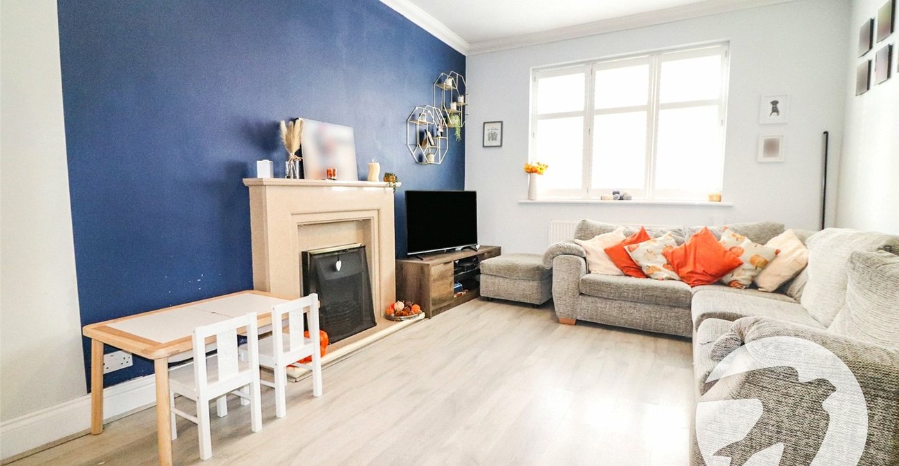 3 bedroom house for sale in Northumberland Heath | Robinson Jackson