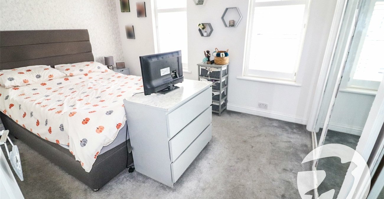 3 bedroom house for sale in Northumberland Heath | Robinson Jackson