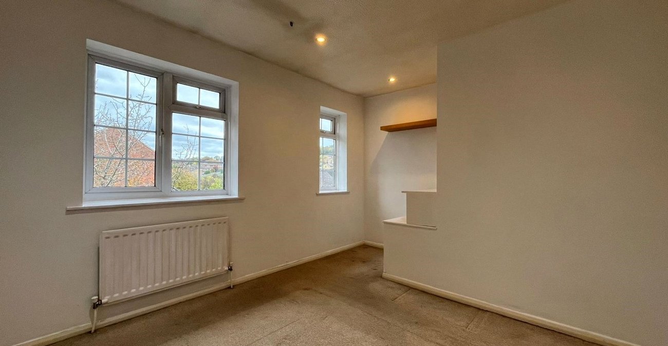 2 bedroom house for sale in Princes Park | Robinson Michael & Jackson