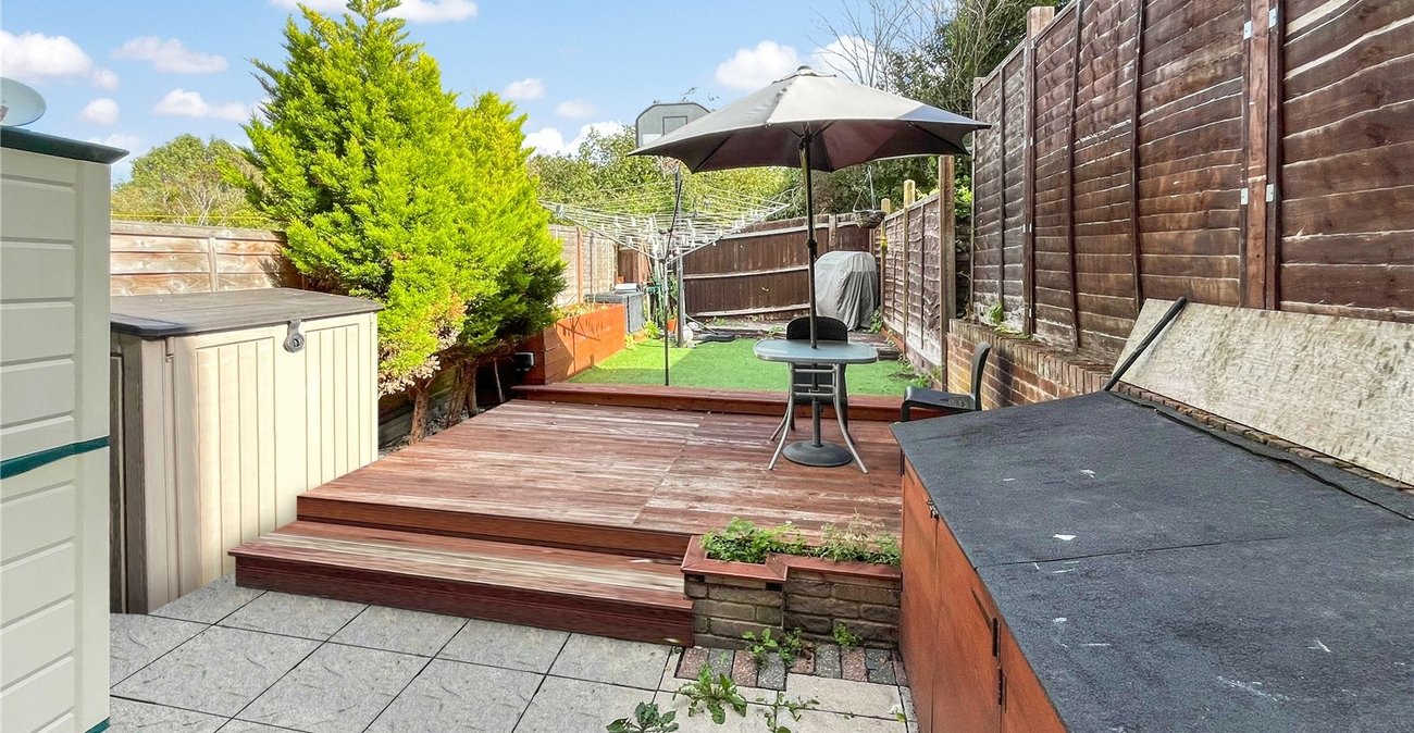 2 bedroom house for sale in Princes Park | Robinson Michael & Jackson