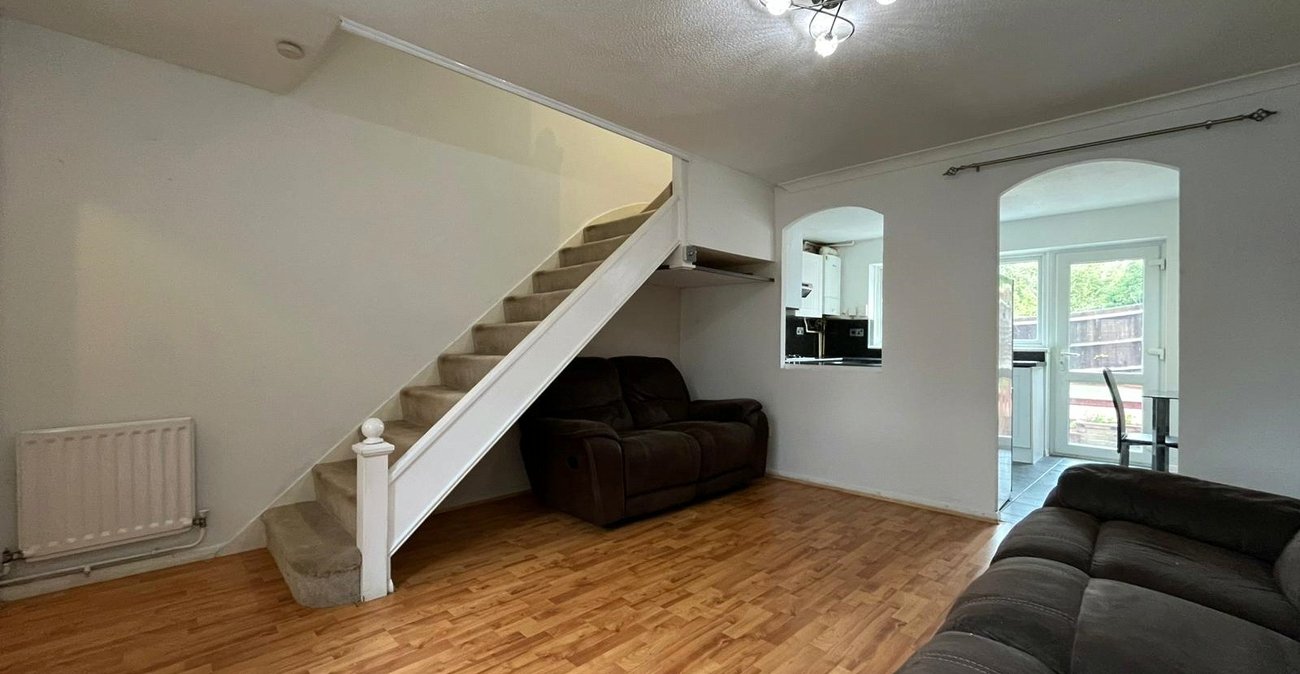 2 bedroom house for sale in Princes Park | Robinson Michael & Jackson