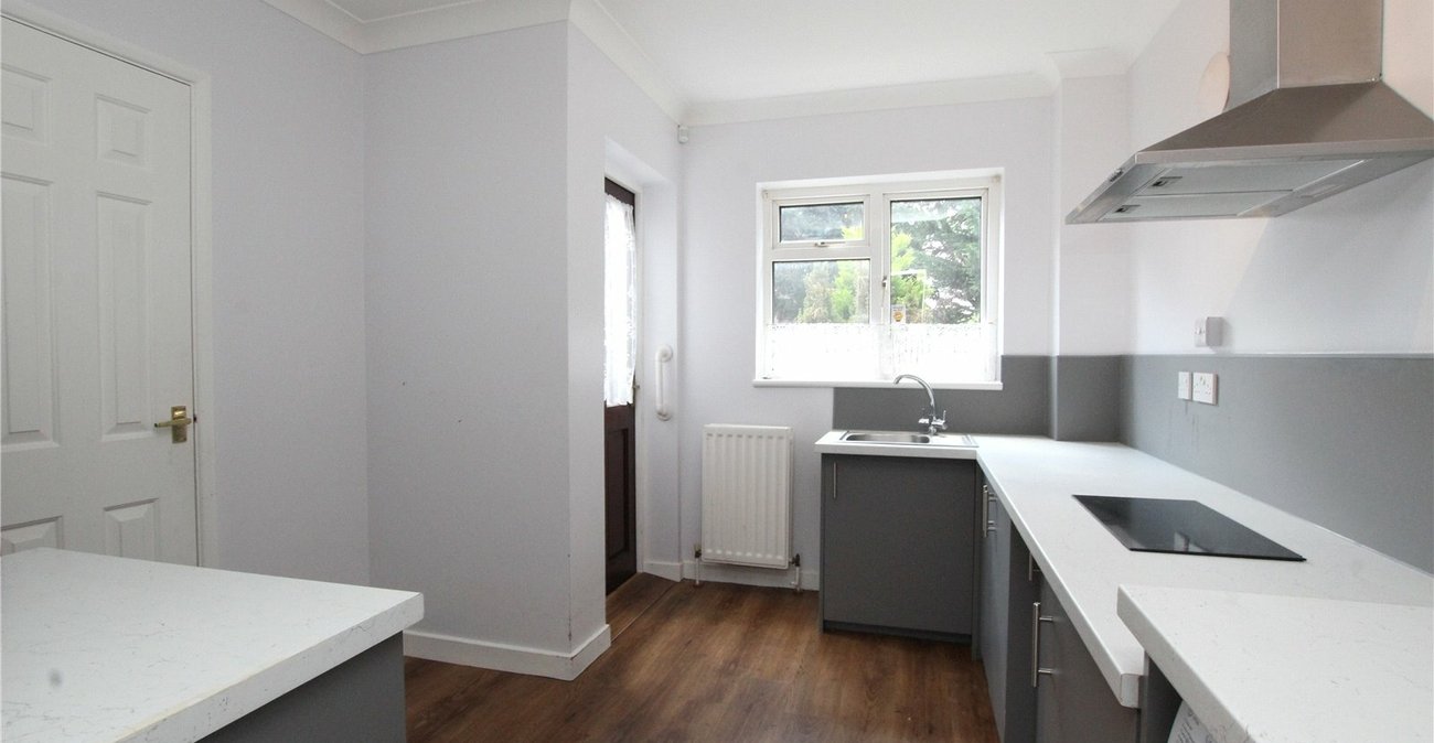 2 bedroom house for sale in Charlton | Robinson Jackson