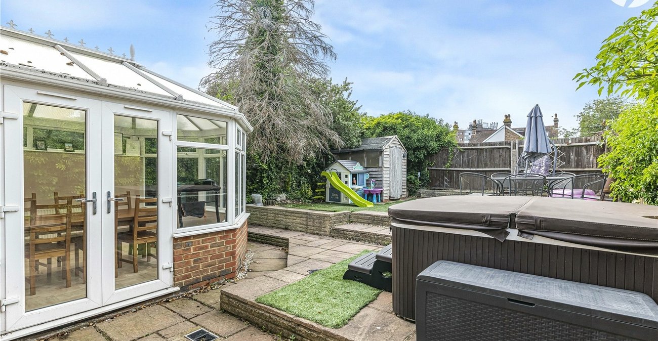 3 bedroom house for sale in Swanley | Robinson Jackson