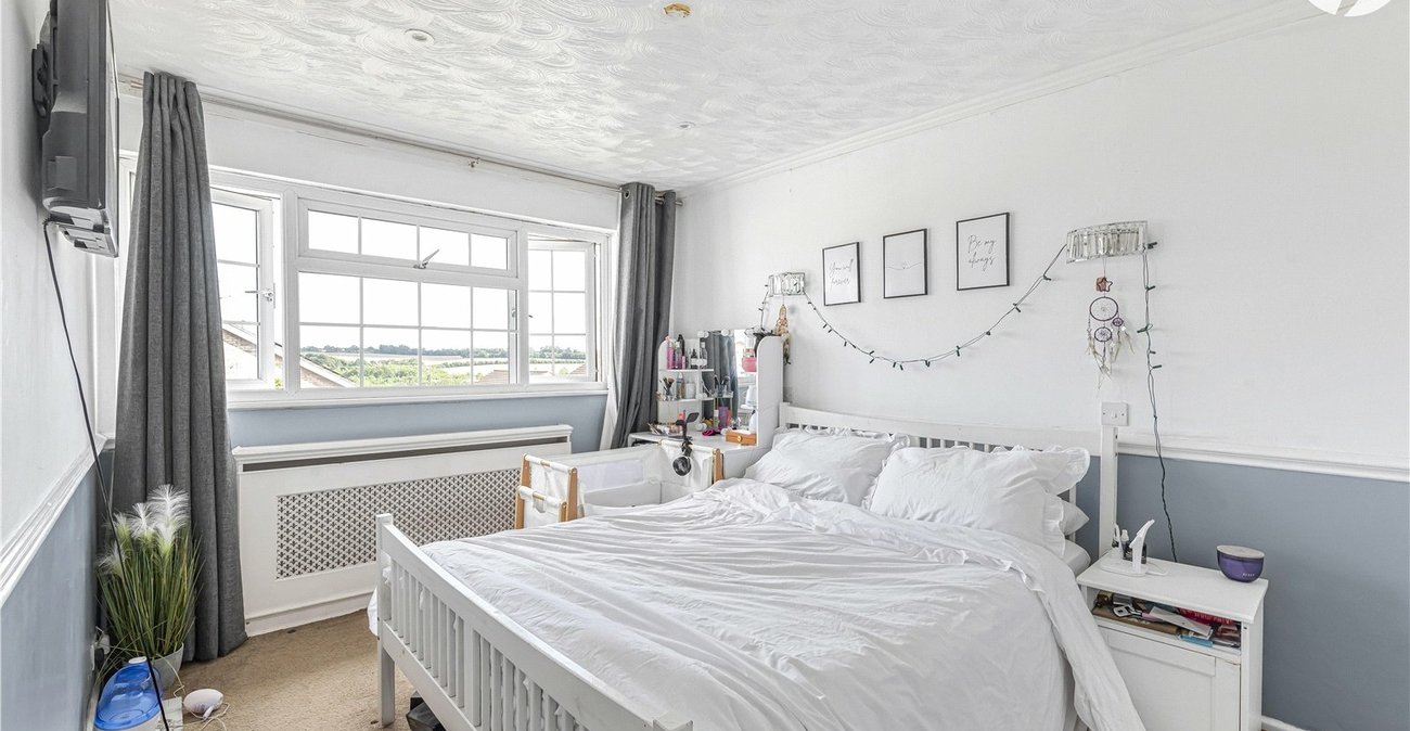 3 bedroom house for sale in Swanley | Robinson Jackson