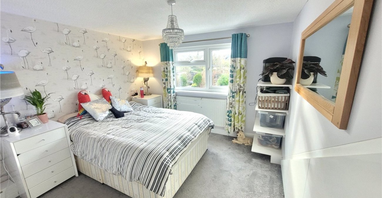 4 bedroom bungalow for sale in South Orpington | Robinson Jackson