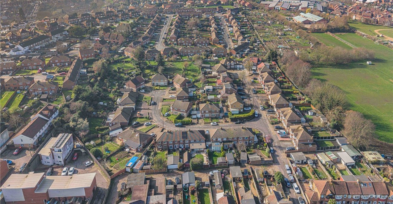 4 bedroom house for sale in Rochester | Robinson Michael & Jackson