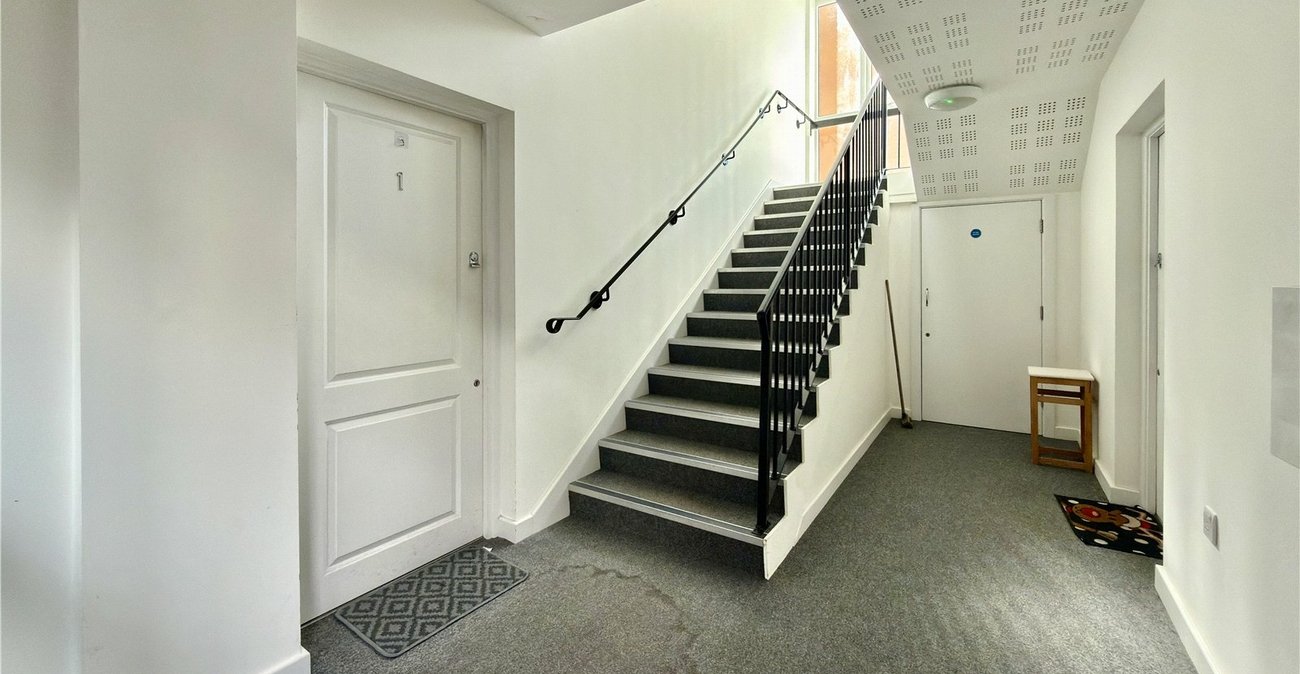 1 bedroom property for sale in Bevan Place | Robinson Jackson