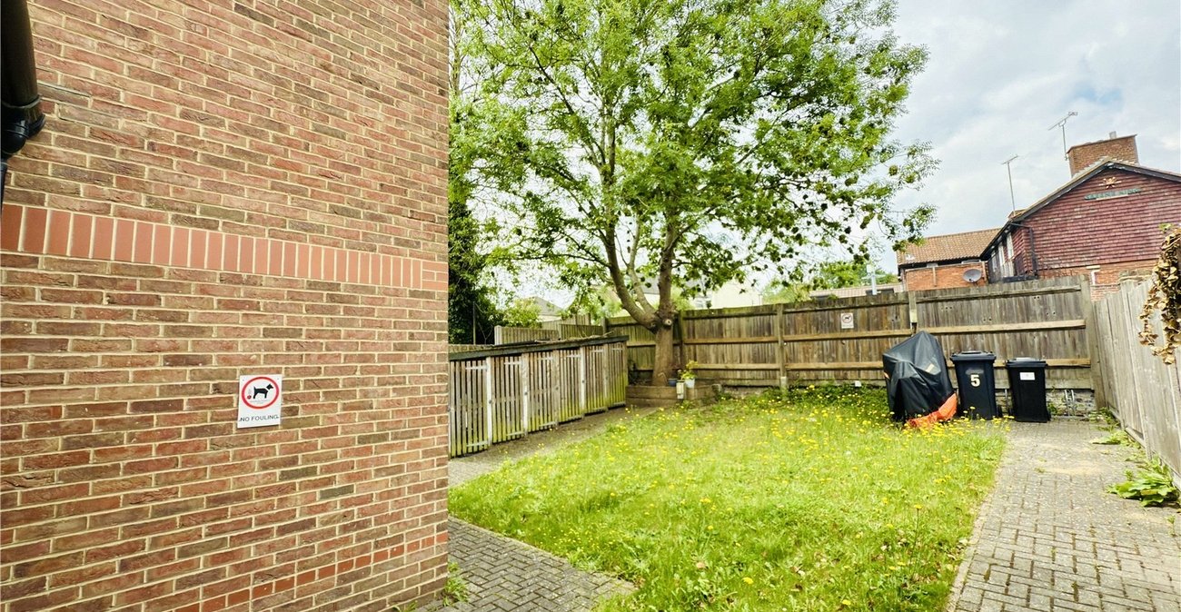 1 bedroom property for sale in Bevan Place | Robinson Jackson