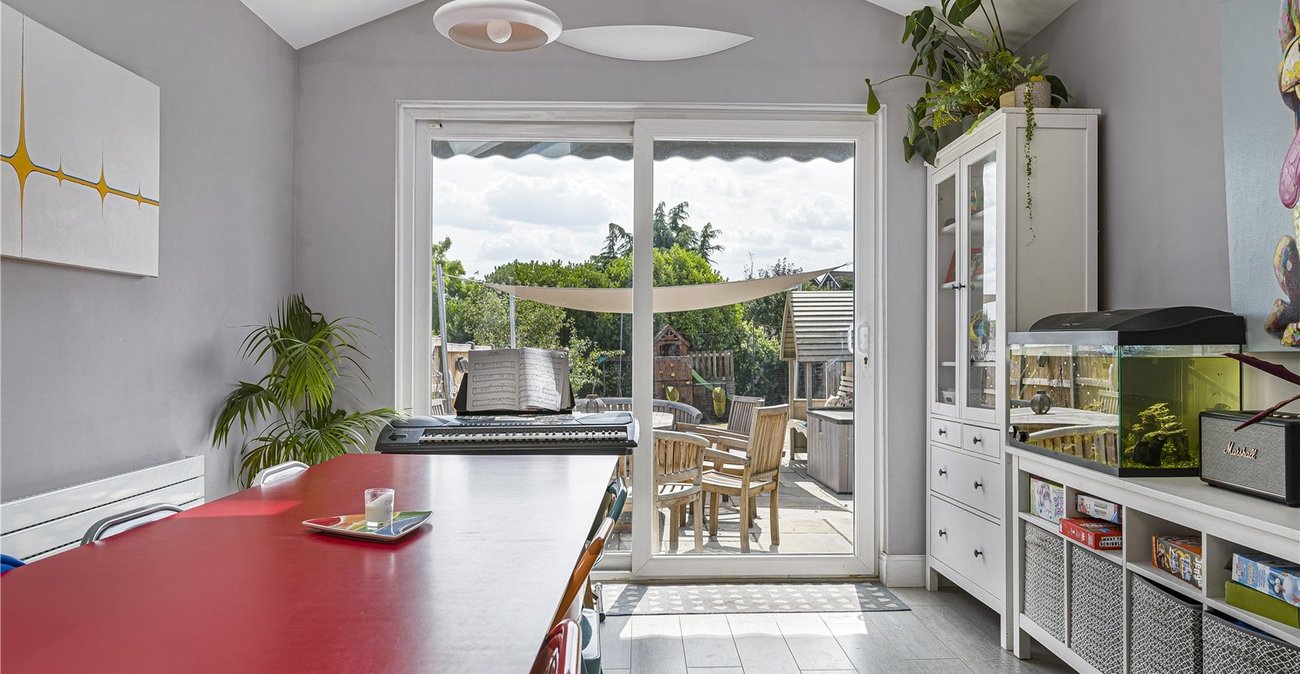4 bedroom house for sale in Dartford | Robinson Jackson
