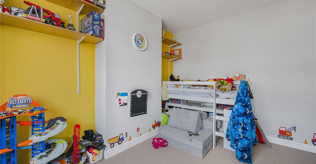 4 bedroom house for sale in Dartford | Robinson Jackson