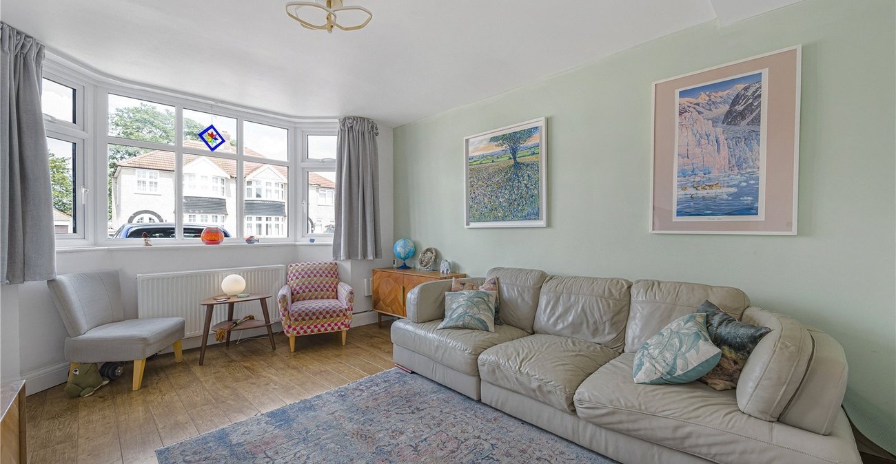 4 bedroom house for sale in Dartford | Robinson Jackson