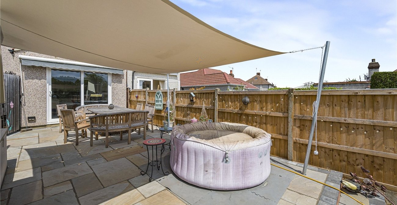 4 bedroom house for sale in Dartford | Robinson Jackson