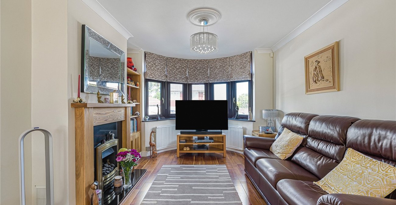 3 bedroom house for sale in West Dartford | Robinson Jackson