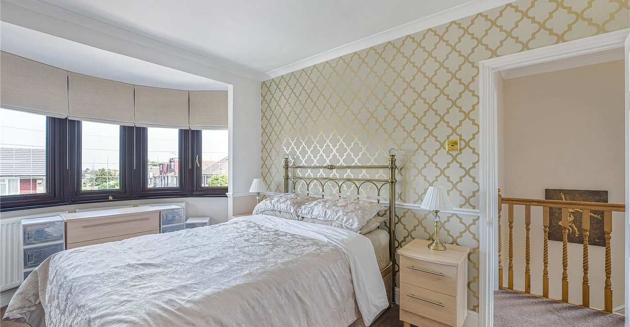 3 bedroom house for sale in West Dartford | Robinson Jackson