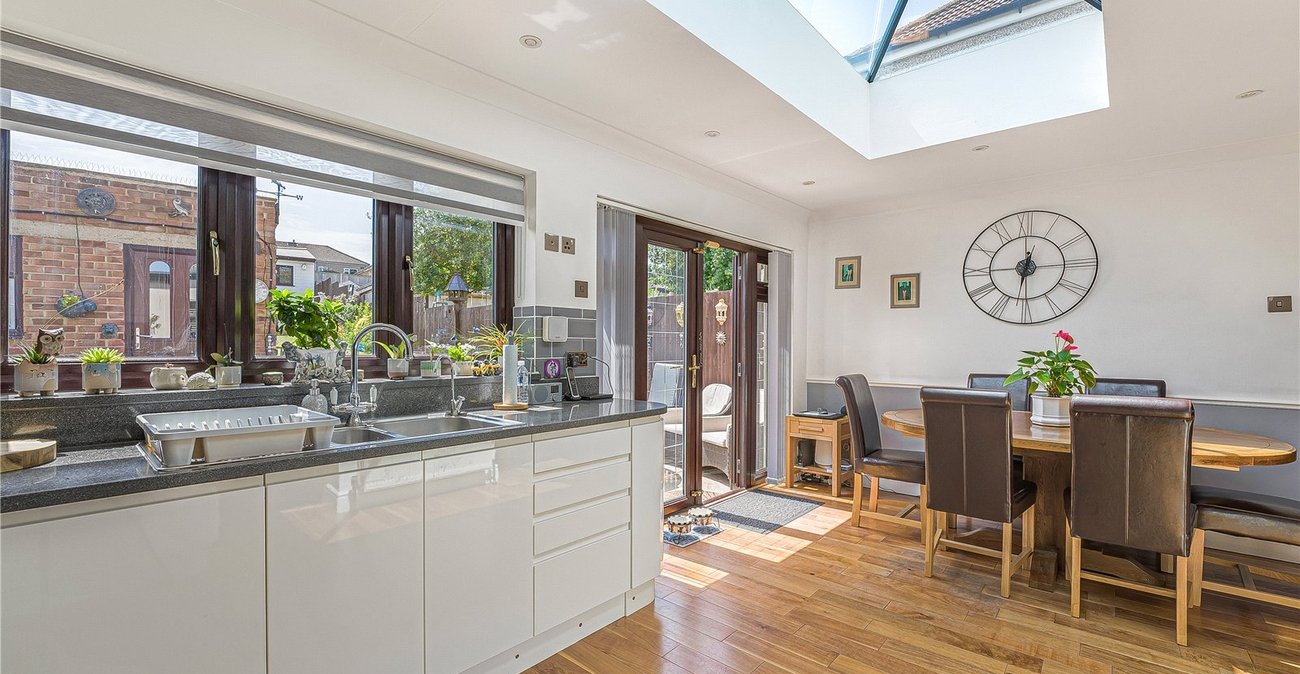 3 bedroom house for sale in West Dartford | Robinson Jackson
