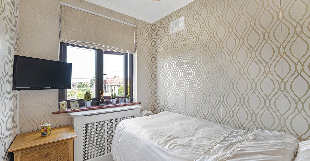 3 bedroom house for sale in West Dartford | Robinson Jackson
