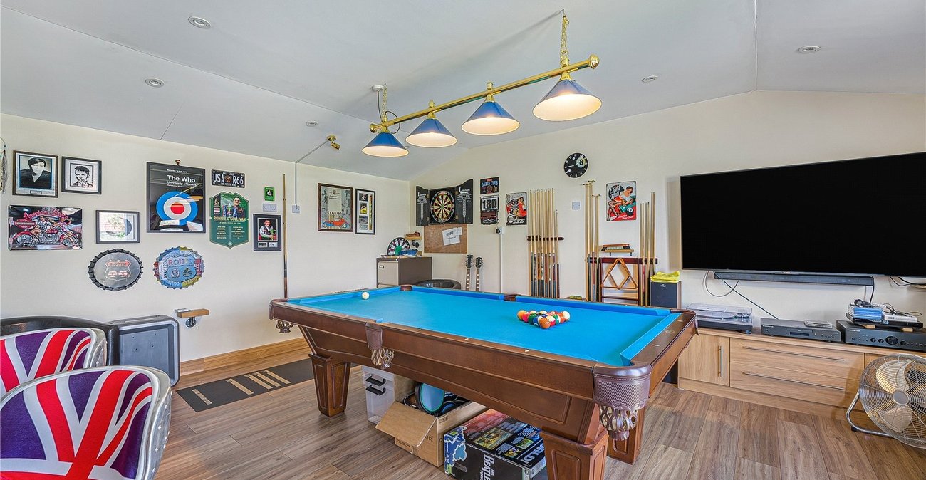 3 bedroom house for sale in West Dartford | Robinson Jackson