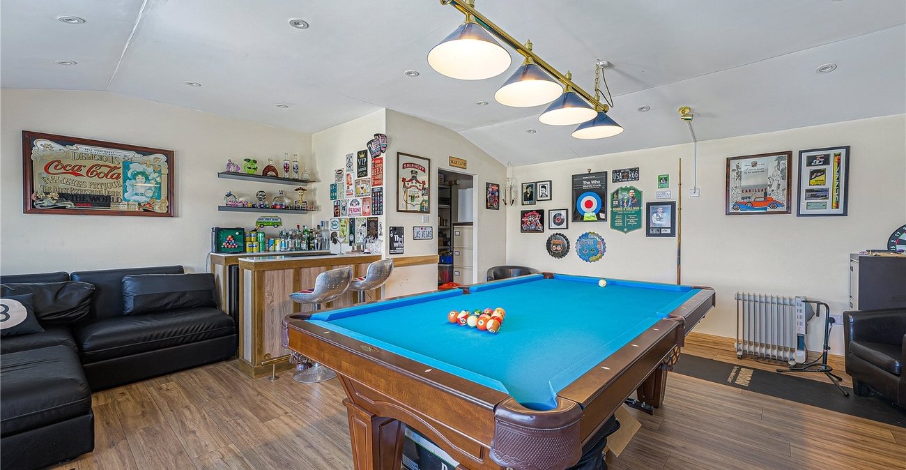 3 bedroom house for sale in West Dartford | Robinson Jackson
