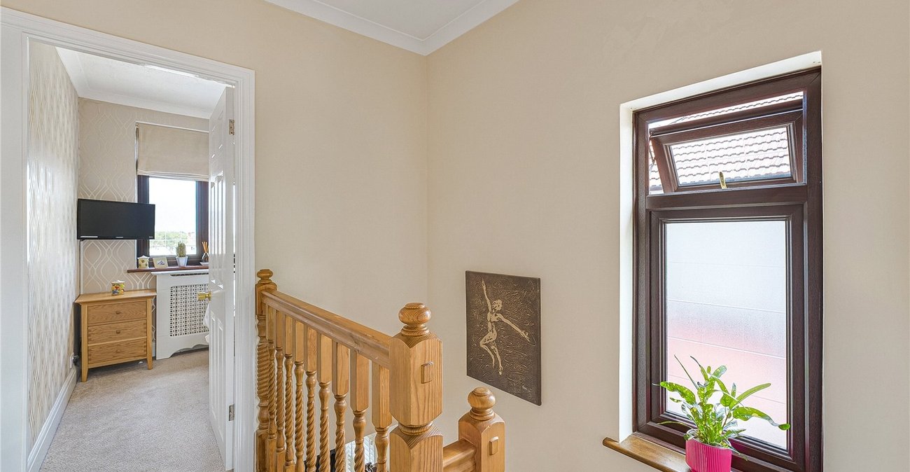 3 bedroom house for sale in West Dartford | Robinson Jackson
