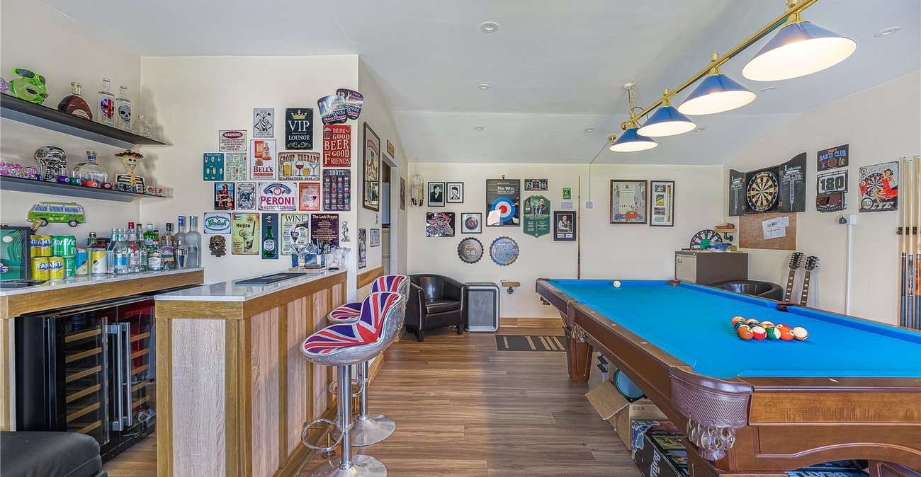 3 bedroom house for sale in West Dartford | Robinson Jackson