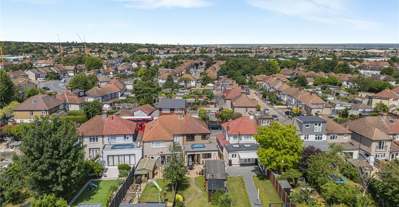 3 bedroom house for sale in West Dartford | Robinson Jackson