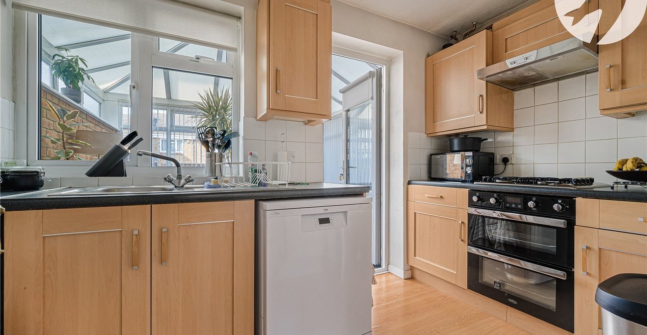 2 bedroom house for sale in Dartford | Robinson Jackson