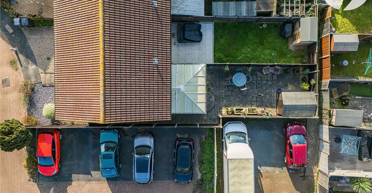 2 bedroom house for sale in Dartford | Robinson Jackson