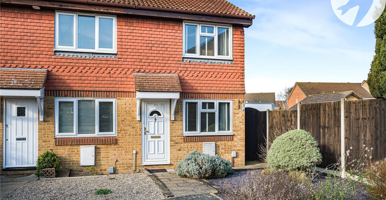 2 bedroom house for sale in Dartford | Robinson Jackson