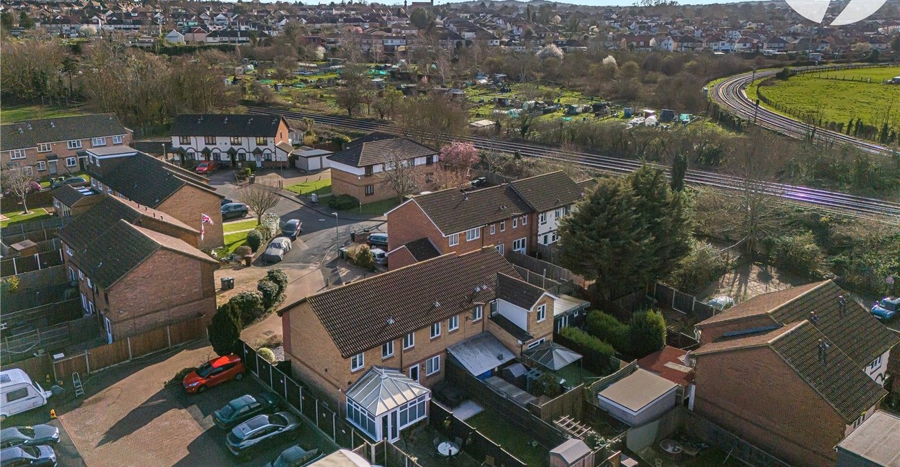 2 bedroom house for sale in Dartford | Robinson Jackson